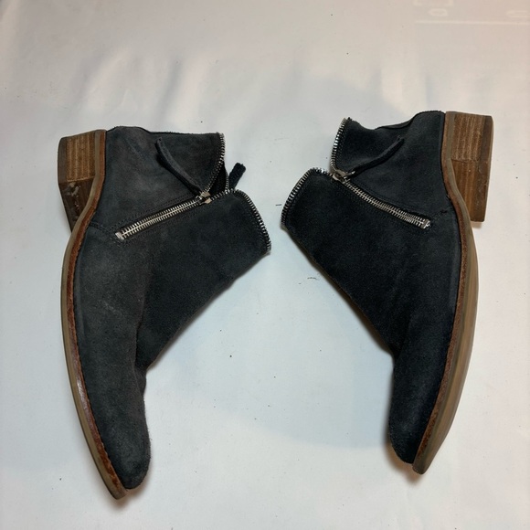 DOLCE VITA Sz 10 Sutton Suede Booties Double Zipper Almond Toe Low Stacked Heel - Picture 4 of 10